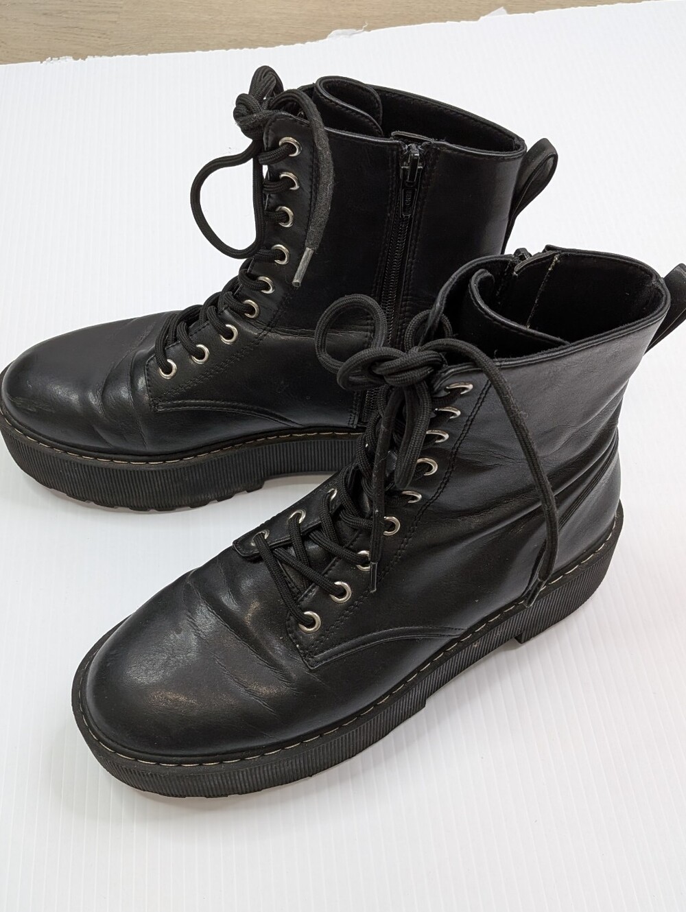 Divided Black Zip Up (With Laces) Platform Combat Boots Size 9.5